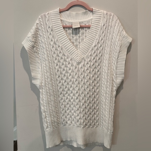 Varley Romero Cream V-Neck Cable Knit Sweater Vest - Picture 2 of 6